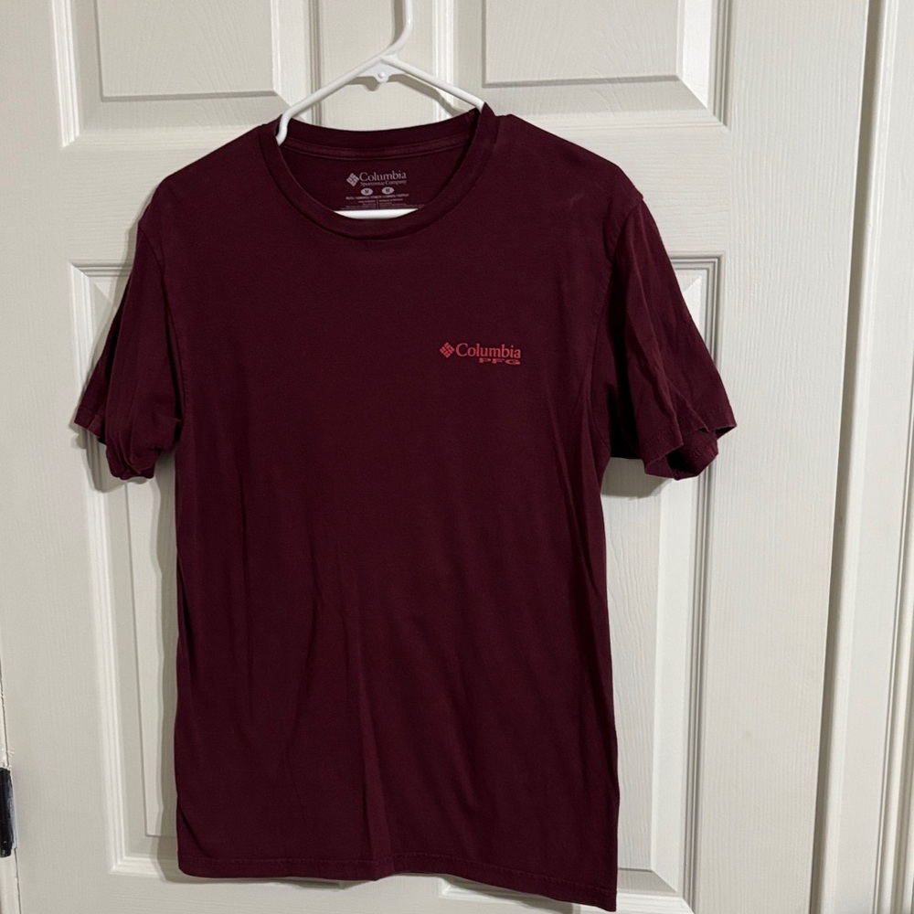Columbia Men's Burgundy Short Sleeve Tee